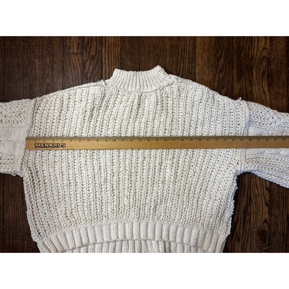 POL Chunky Crochet‎ Cropped Knit Sweater, White, Small, Mock Turtleneck - Picture 7 of 9